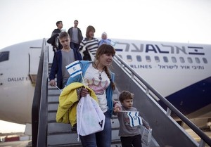 Hotovely: Bojujme alíjou, nie ústupkami
