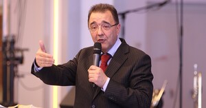 Dr. István Mészáros v Banskej Bystrici