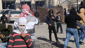 Palestínske deti v Jeruzaleme vyhlasujú intifádu