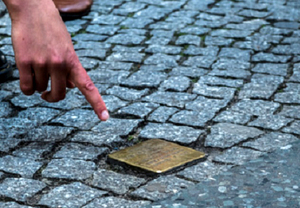 Obyvatelia Amsterdamu nechali odstrániť Stolperstein
