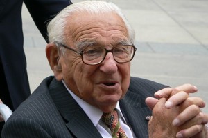 Zomrel Nicholas Winton - záchranca 669 židovských detí